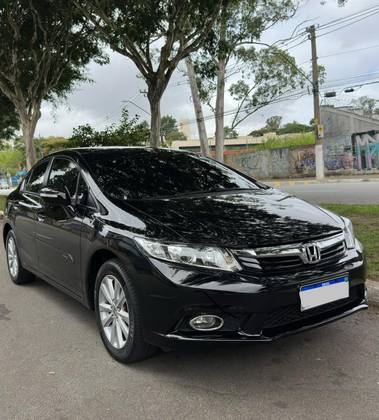 HONDA CIVIC 1.8 LXL 16V FLEX 4P AUTOMÁTICO HONDA CIVIC 1.8 LXL 16V FLEX 4P AUTOMÁTICO